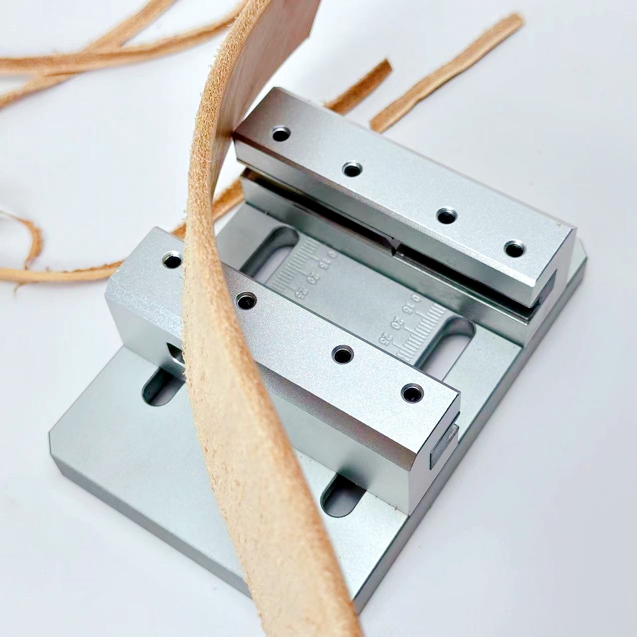 Leatherwork Craft - Belt Edge Trimming Machine Belt Semi-circular