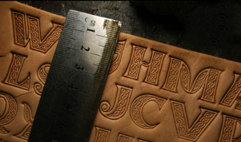 Celtic style La Táne Culture C - Unique Leather Work recension och pris