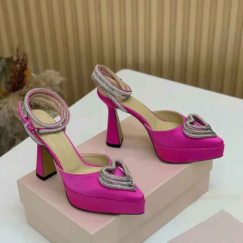 Platform Crystal Love Decorati - Leather Work Heels recension och pris