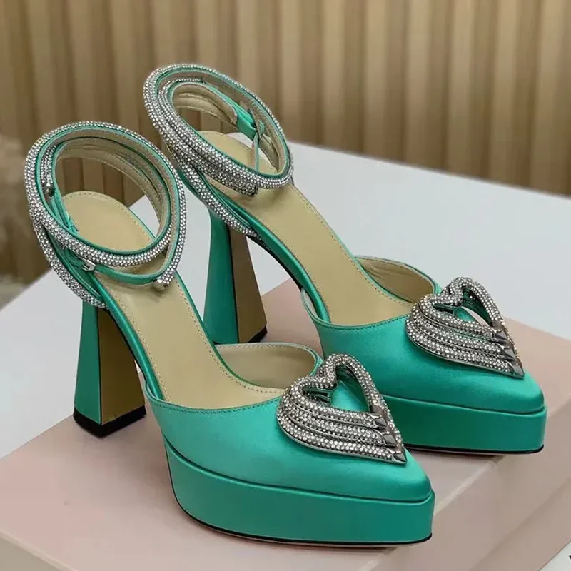 Platform Crystal Love Decorati - Leather Work Heels recension och pris